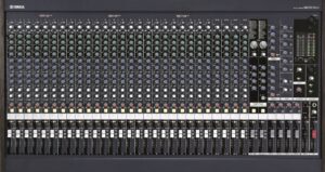Yamaha MG14/FX analog mixing console